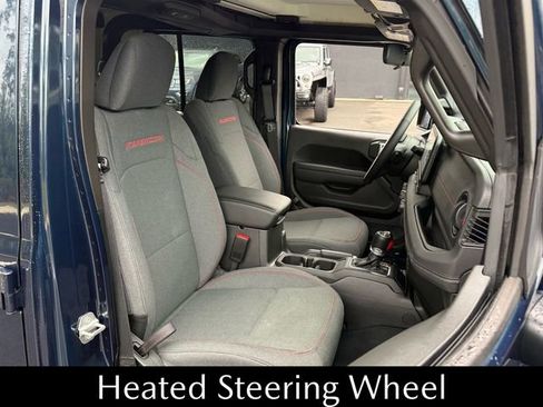 Used 2025 Jeep Gladiator Rubicon w/ Convenience Group image 17