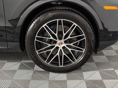 New 2026 Porsche Cayenne AWD/4WD image 14