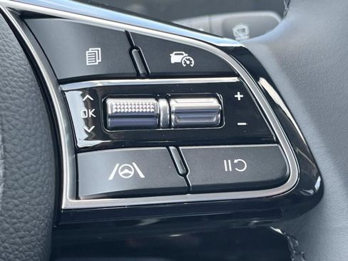 New 2026 Kia Seltos S FWD image 24