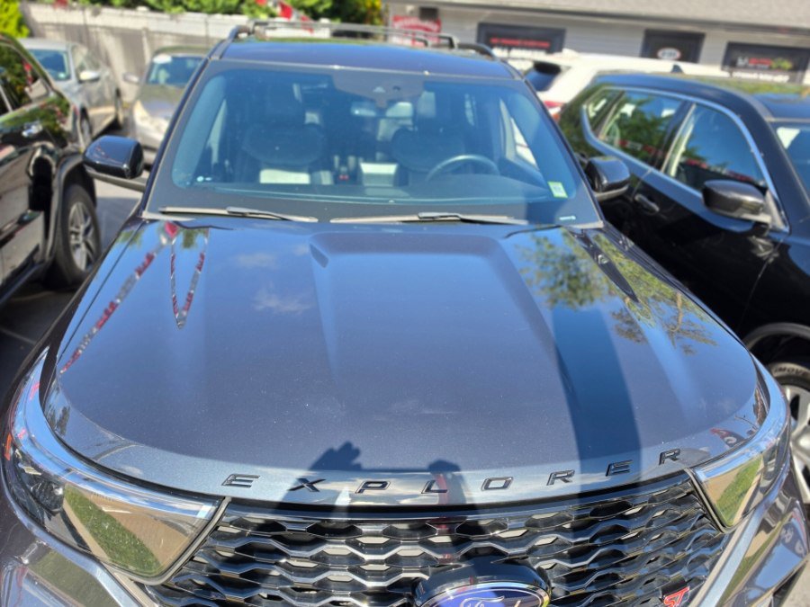 Used 2023 Ford Explorer ST AWD/4WD image 6