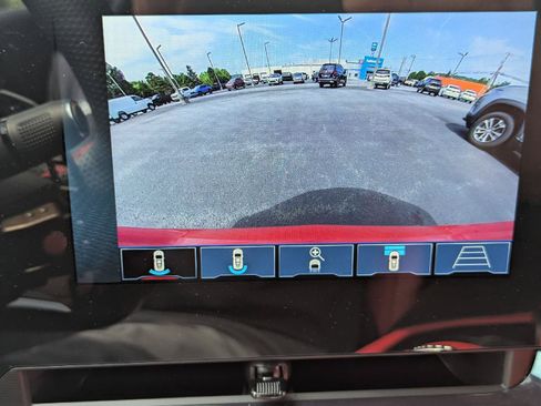 Certified 2025 Chevrolet Corvette Stingray Preferred Conv w/ Stealth Interior Trim Package RWD image 17
