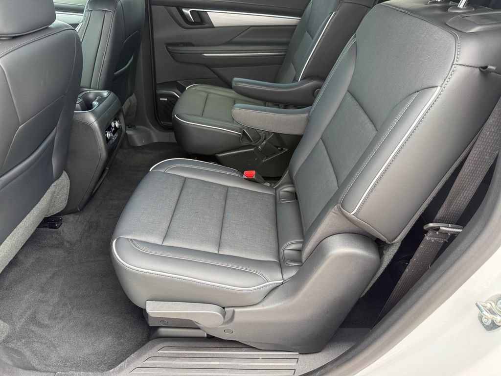 Used 2026 Buick Enclave Preferred FWD image 11