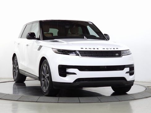 Used 2023 Land Rover Range Rover Sport SE image 11
