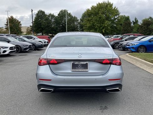 New 2026 Mercedes-Benz E 350 4MATIC Sedan image 6