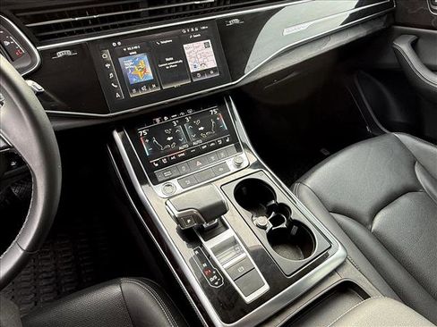 Used 2023 Audi Q8 Premium Plus w/ Premium Plus Package image 25