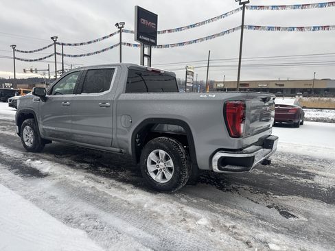 New 2026 GMC Sierra 1500 SLE image 6
