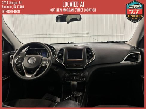 Used 2019 Jeep Cherokee Latitude w/ Popular Appearance Group FWD image 34