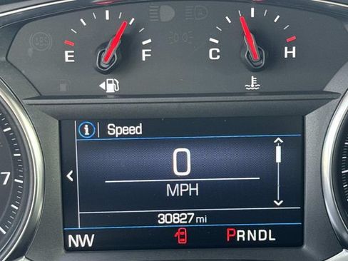 Used 2023 Chevrolet Equinox LT FWD image 39
