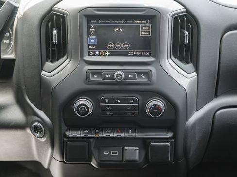 Used 2023 Chevrolet Silverado 1500 Custom image 27