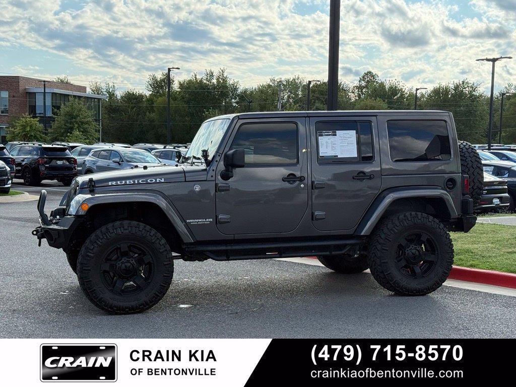 Used 2016 Jeep Wrangler Unlimited Rubicon w/ Connectivity Group AWD/4WD image 4