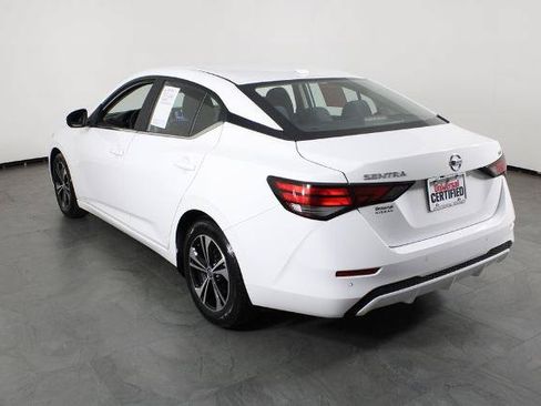 Certified 2022 Nissan Sentra SV FWD image 16
