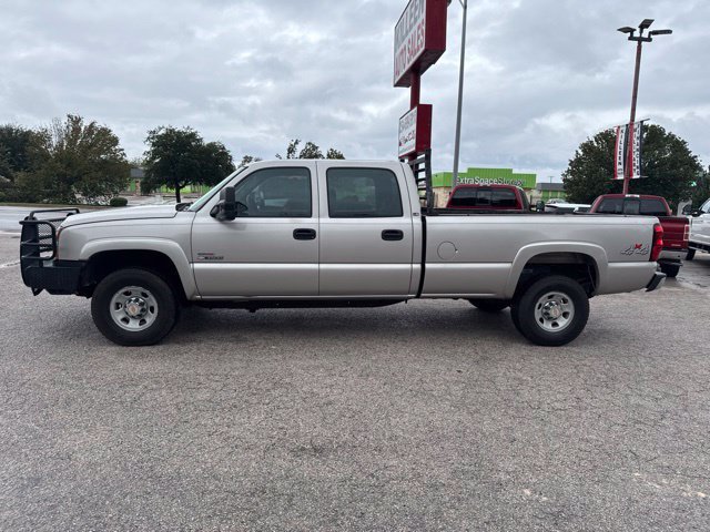 Used 2005 Chevrolet Silverado 3500 LS w/ Heavy-Duty Power Package AWD/4WD image 1