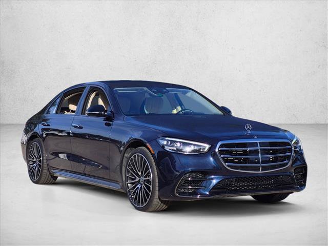 Used 2023 Mercedes-Benz S 580 4MATIC Sedan image 3