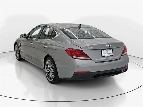 Used 2021 Genesis G70 2.0T image 8