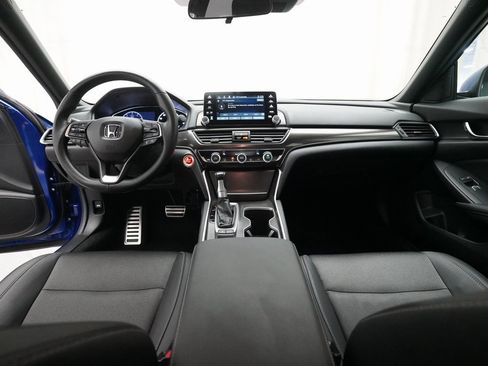 Used 2020 Honda Accord Sport image 5