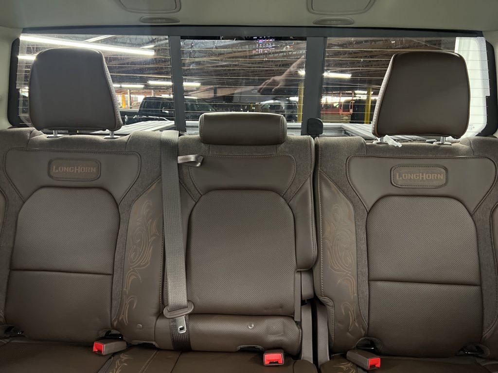 Used 2026 RAM 1500 Limited AWD/4WD image 22