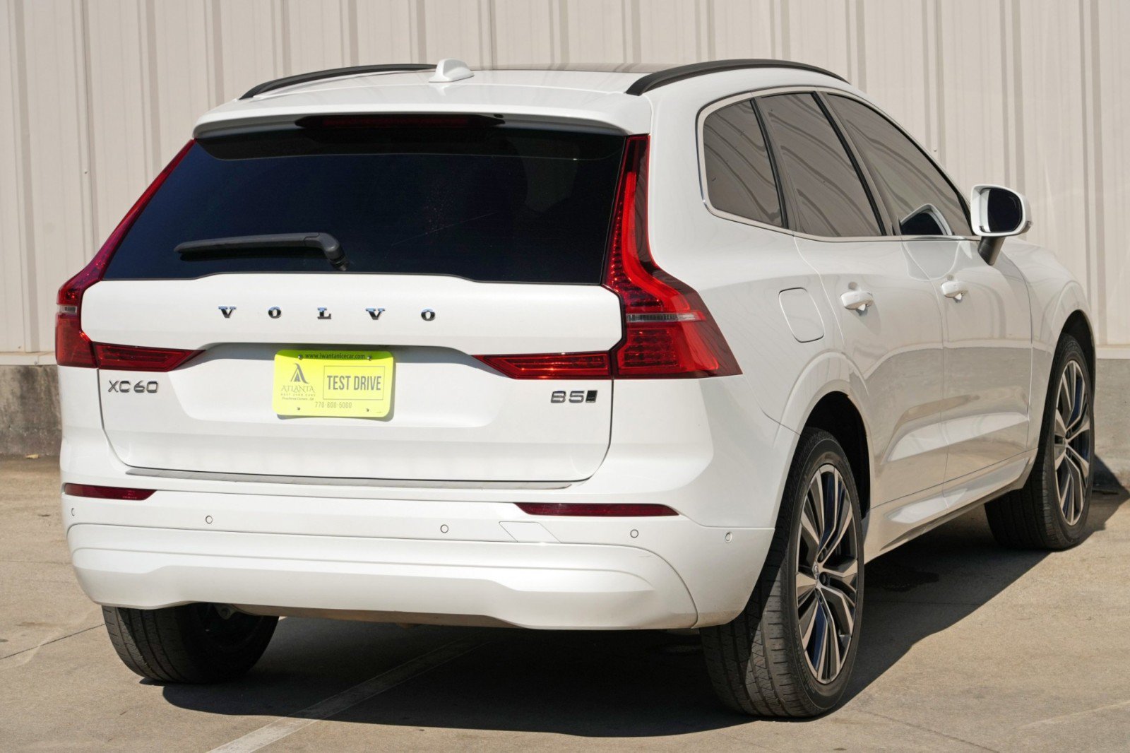 Used 2022 Volvo XC60 B5 Momentum w/ Advanced Package AWD/4WD image 54