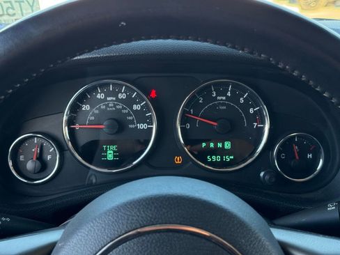 Used 2018 Jeep Wrangler Unlimited Sport image 10