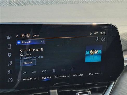 Used 2025 Chevrolet Equinox LT FWD image 11