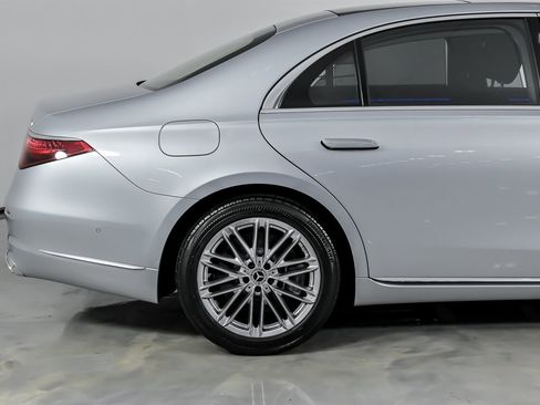 Used 2021 Mercedes-Benz S 580 4MATIC Sedan image 13