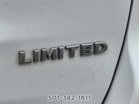 Used 2021 Jeep Grand Cherokee Limited AWD/4WD image 5