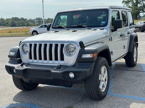 Used 2022 Jeep Wrangler Unlimited Sport AWD/4WD image 11