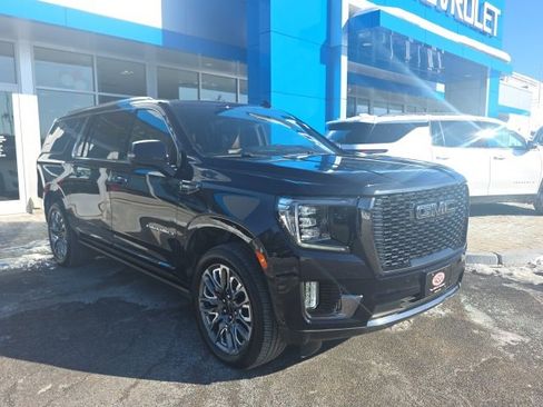 Used 2024 GMC Yukon XL Denali Ultimate image 1