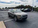 Used 2019 Jeep Cherokee Latitude Plus w/ Cold Weather Group image 4