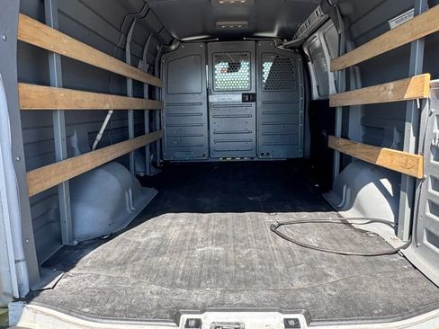 Used 2020 GMC Savana 2500 w/ Driver Convenience Package RWD image 12