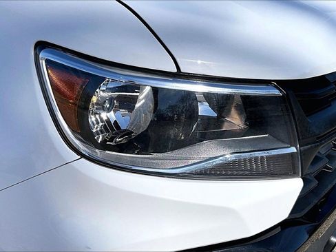 Used 2022 Chevrolet Colorado LT w/ Fleet Safety Package image 30