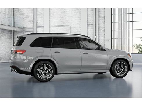New 2026 Mercedes-Benz GLS 450 4MATIC image 17