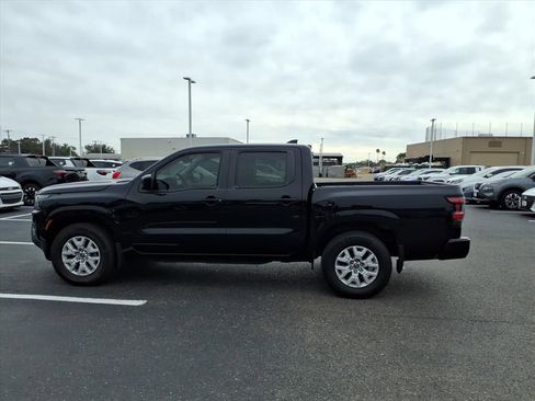 Used 2024 Nissan Frontier SV w/ SV Convenience Package image 2