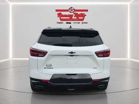 Used 2023 Chevrolet Blazer RS w/ Driver Confidence II Package FWD image 4