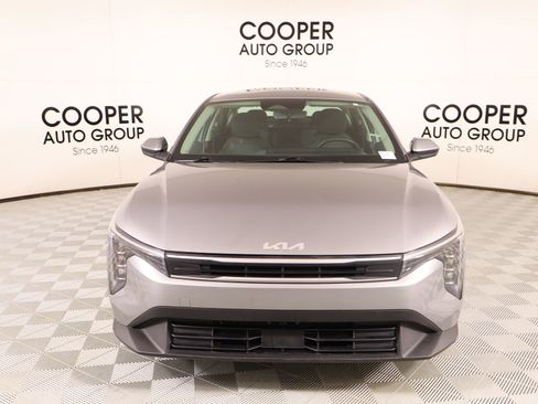 Used 2025 Kia K4 FWD image 8