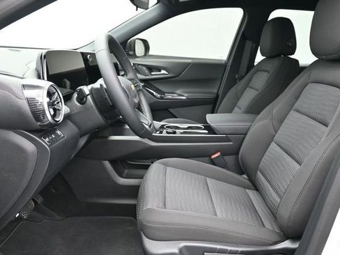 New 2026 Chevrolet Equinox LT FWD image 23