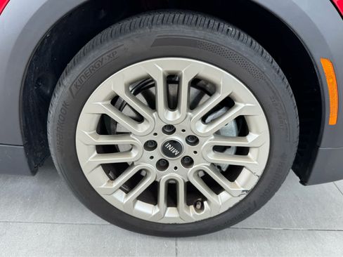 Used 2025 MINI Cooper S FWD image 30