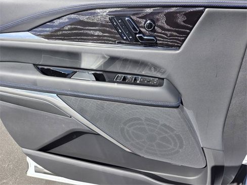New 2026 Cadillac Escalade IQL Luxury w/ LPO, Etrunk Organizer Package image 18