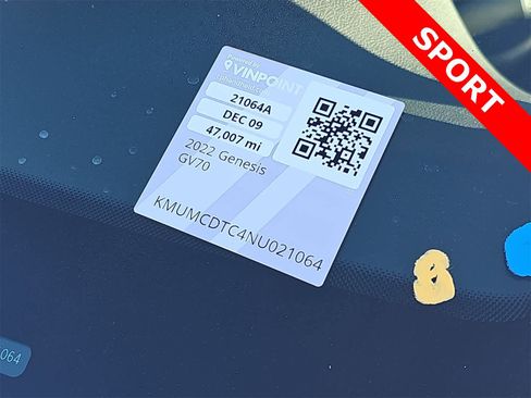 Used 2022 Genesis GV70 3.5T Sport image 25