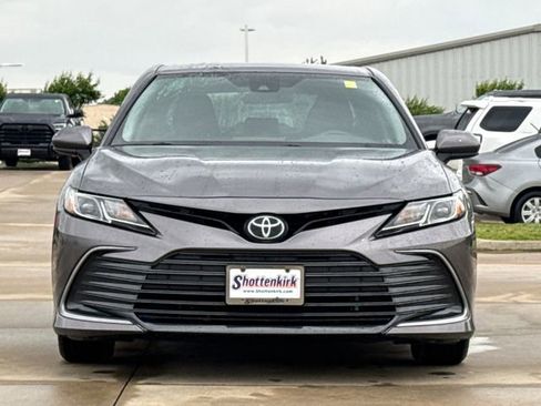 Used 2023 Toyota Camry LE FWD image 2