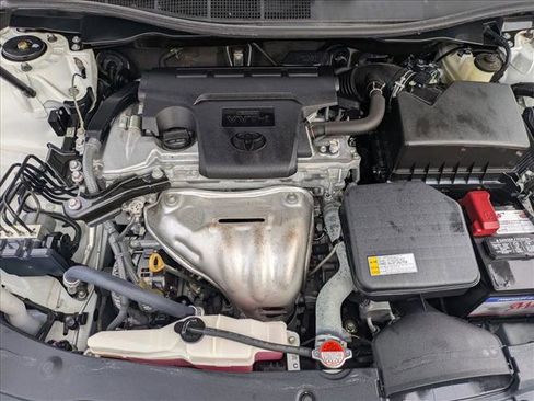 Used 2016 Toyota Camry XLE image 22