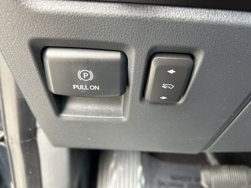 Used 2023 Ford Expedition Limited AWD/4WD image 35