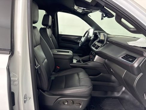 Used 2022 Chevrolet Tahoe RST w/ Sport Performance Package image 15