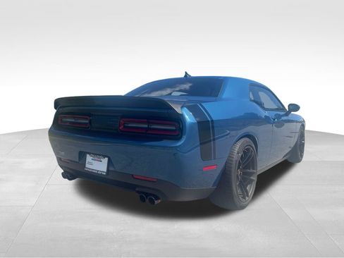Used 2021 Dodge Challenger SXT w/ Blacktop Package image 5