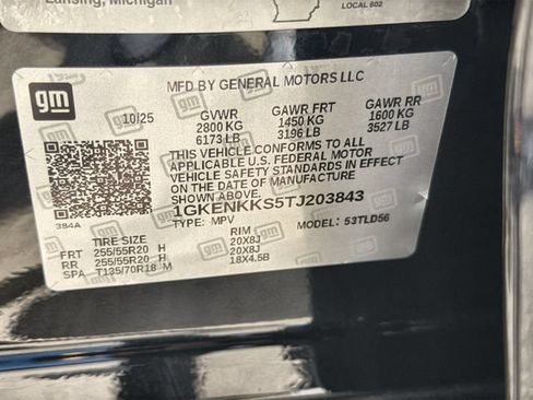 Certified 2026 GMC Acadia Elevation w/ Elevation Premium Package FWD image 33