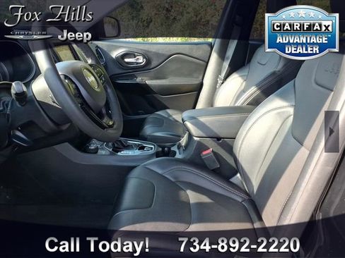 Certified 2023 Jeep Cherokee Altitude Lux image 15