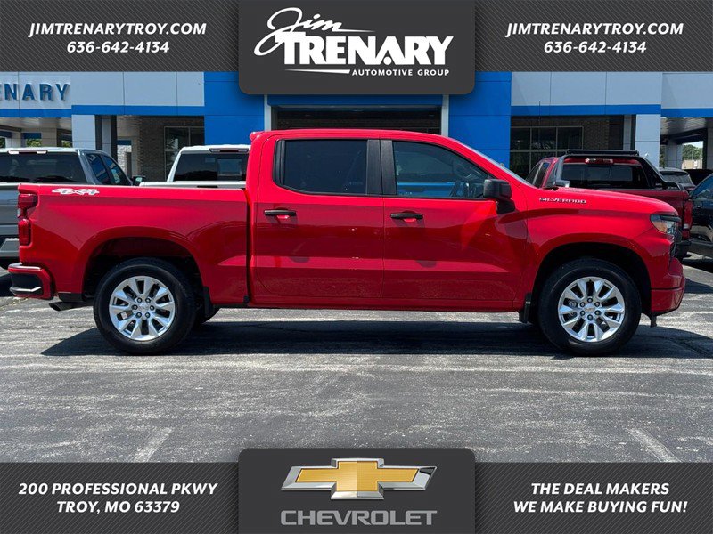 Used 2025 Chevrolet Silverado 1500 Custom AWD/4WD image 1