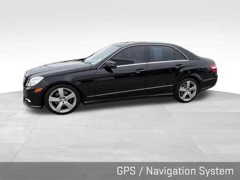Used 2011 Mercedes-Benz E 350 4MATIC Sedan image 7