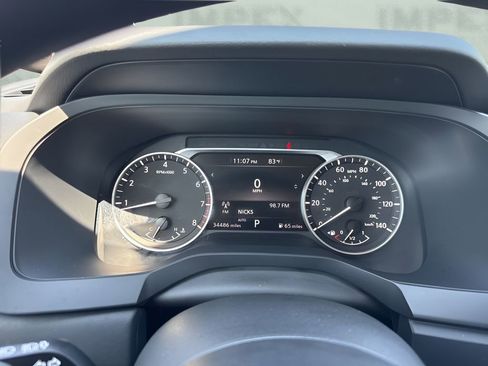 Used 2024 Nissan Pathfinder S image 20