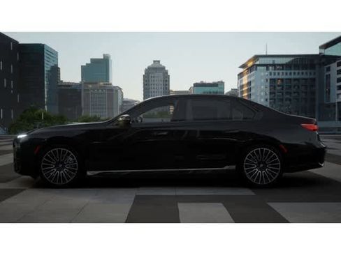 New 2026 BMW 740i w/ Executive Package image 4