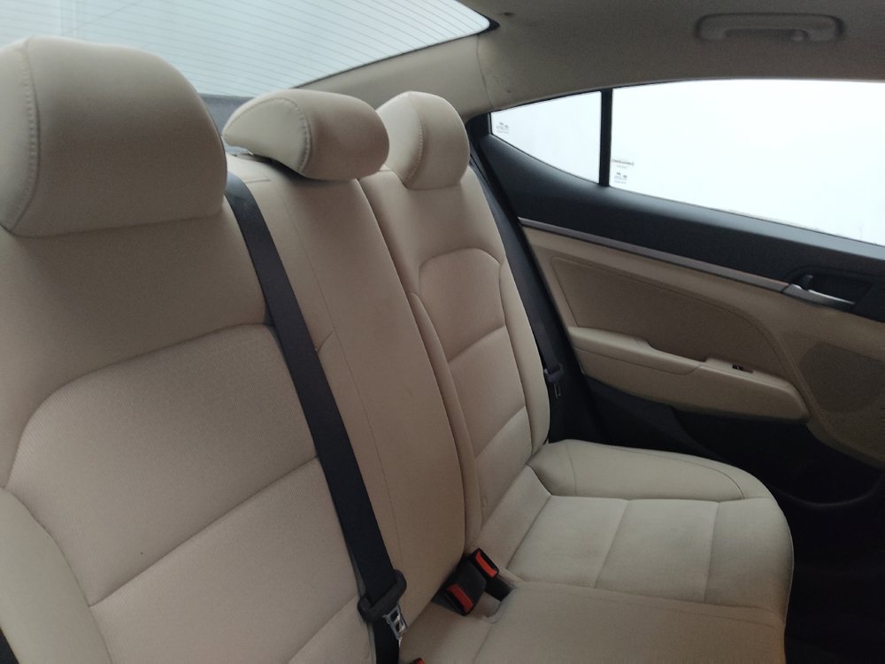 Used 2018 Hyundai Elantra SEL FWD image 19